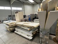 Lot de panneaux de chambre froide, en l'état