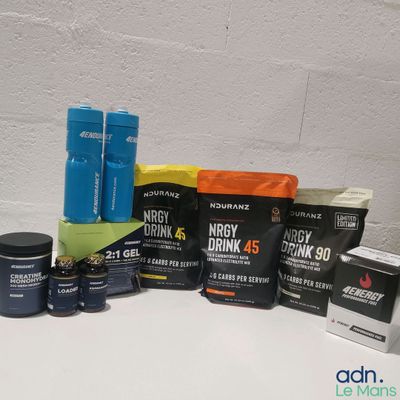 de nombreux types de produits de sport sur la table