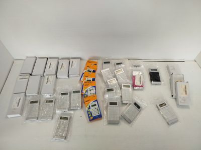 Lot de 35 - SEMI - Calculatrices de poche ultra-plates - Des…