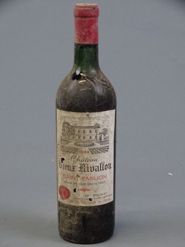 CHATEAU VIEUX RIVALLON, Saint Émilion, MEB au château, une boutei...