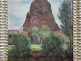une peinture à l'huile représentant un château au sommet d'une montagne, près d'une rivière