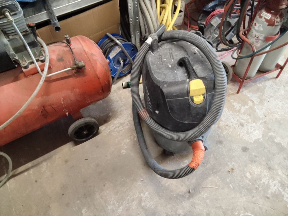 3 aspirateur de chantier