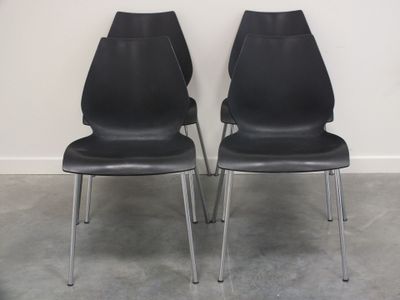 Vico MAGISTRETTI pour KARTELL