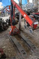 1 transpalette 2T transformé équipé d'une chèvre