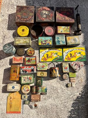 tout un tas d'objets divers qui traînent par terre