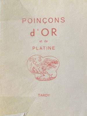 un livre sur lequel figure l'image d'un oiseau