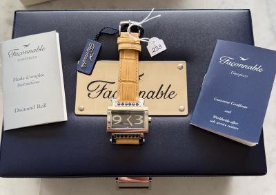 Montre en acier, signée - FACONNABLE - 38mm X 25,1mm - Rehau…