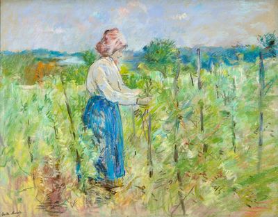 une peinture à l'huile représentant une femme en robe bleue debout dans un champ