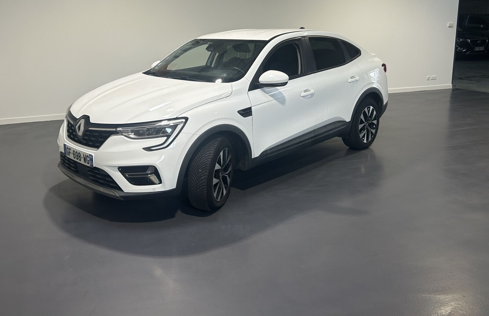 RENAULT ARKANA BUSINESS 1.6 E-TECH HYBRIDE 145 - Genre : VP - Carrosserie : CI - Energie : EH - Couleur : BLANC - Kil...
