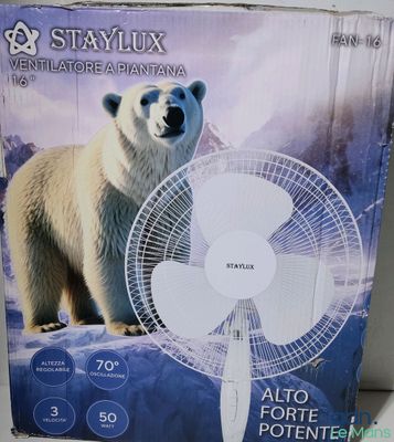 une boîte sur laquelle est représenté un ours polaire