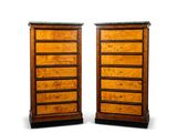 paire de commodes françaises du XIXe siècle en noyer et marqueterie