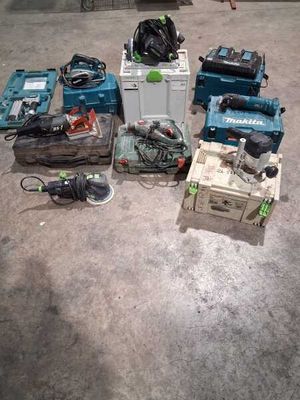 *Ensemble de matériel électroportatif comprenant : une petit… - Photo 1