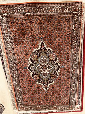 Tapis Iran Bijar fond rouge 160 X 100