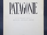 un livre dont le titre, en noir et blanc, est « Patagone »