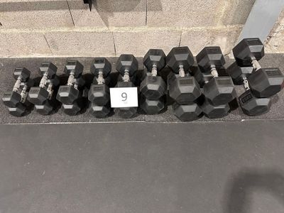 2 haltères hexagonal monobloc 4KG, - Photo 1