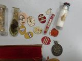 many items that are on the wall next to each other
