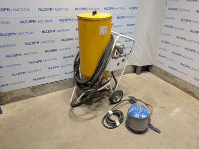 an image of a machine that is in a room