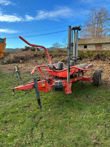 Enrubanneuse KUHN 1410M de 2015, Nombre de bottes : 2708.