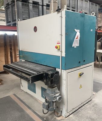 an image of a machine that is in a warehouse