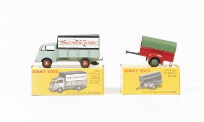 Dinky Toys. Ford bâché Grands Moulins de Paris.