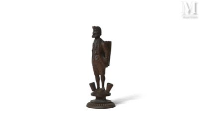 Porte-pipes en bois sculpté sous la forme d'un personnage ba…