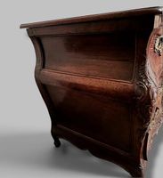 Commode de style tombeau d'époque LOUIS XV à façade et cotés… (photo 2)