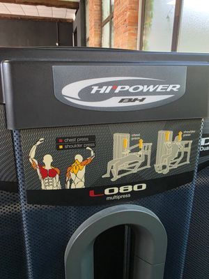 an image of a machine that is sitting on the floor