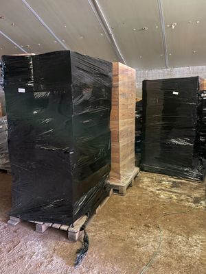 Environ 950 ruches neuves et d’occasion type DADANT entrepos…