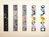 une image représentant un tableau sur lequel figurent différents motifs accrochés au mur