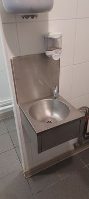 Lave-main inox EXPOSITION : mercredi 22 avril 2026 de 15h à …