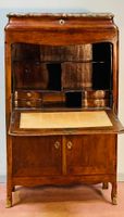 Armoire-secrétaire à abattant à pans coupés en merisier moul… (photo 3)