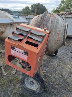 une petite machine qui se trouve dans la terre