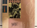 la couverture d'un livre sur laquelle figure une femme tenant un couteau