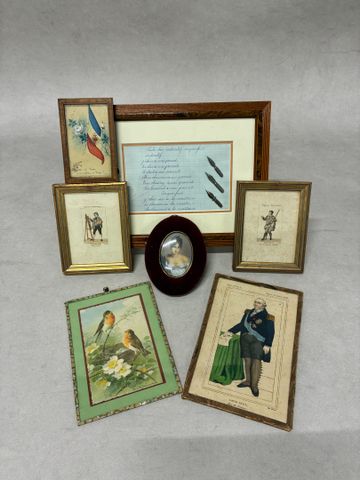 Six cadres décoratifs et une miniature moderne
