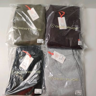 Lot de 4 joggings GERTRUDE, T.12 ans, T. - Photo 1