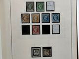 une photo d'un livre sur lequel figurent des timbres