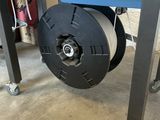une photo d'une machine en cours de réparation