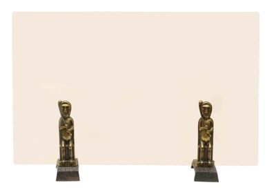 paire de figurines en bronze représentant un homme et une femme