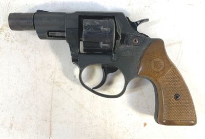 Revolver ROHM RG 56, calibre 6 mm Flobert blanc. n°RL1444169…