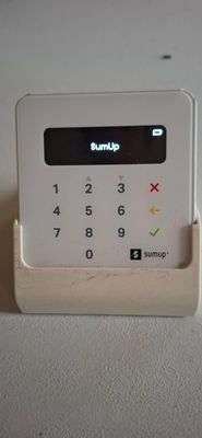 Un terminal de paiement SUMUP Lot visible le 17/06/2026 de 1…