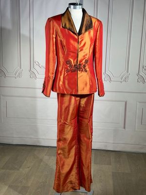 Ensemble en soie sauvage orange et marron composé d'une vest…