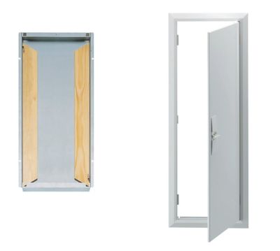 une porte ouverte et une porte fermée sur fond blanc