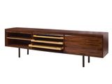 Le buffet est en bois et comporte deux étagères de chaque côté.