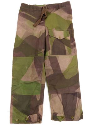 a close up of a pair of camouflage pants on a white background