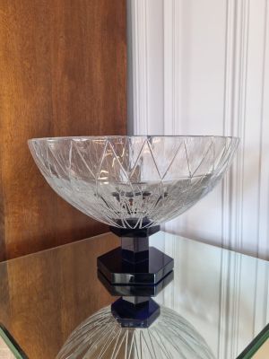 Grande Coupe sur pied BACCARAT & Ettore Sottsass modèle "KI"…