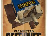 une photo d'une affiche publicitaire pour des cigarettes et des cigares posée sur une table en bois
