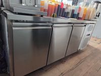 Meuble réfrigéré - saladette en inox à trois portes Sky rain… (photo 4)