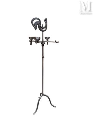 Travail contemporain Lampadaire en fer forgé figurant un coq…