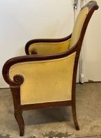 Fauteuil de style classique proche du modèle crapaud avec do… (photo 2)