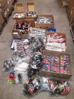 Très important lot d’accessoires cheveux ( chouchou, pince à…